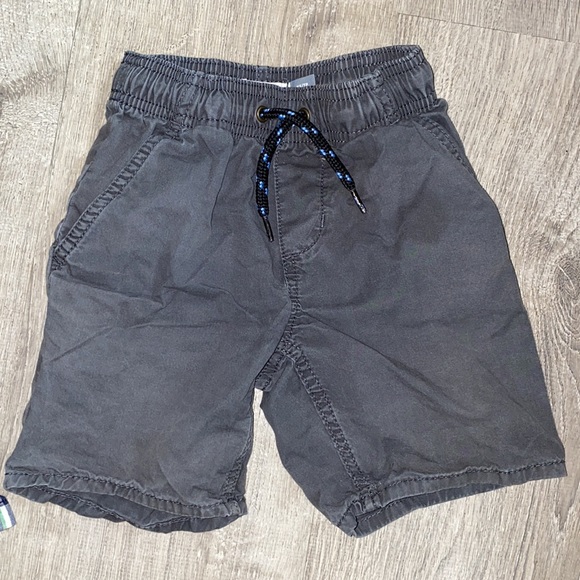 Gymboree (4)/Old Navy (5) Elastic Waist Shorts Lot - Picture 3 of 8